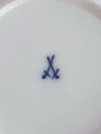 Blue underglaze crossed swords mark, the historic Meissen trademark