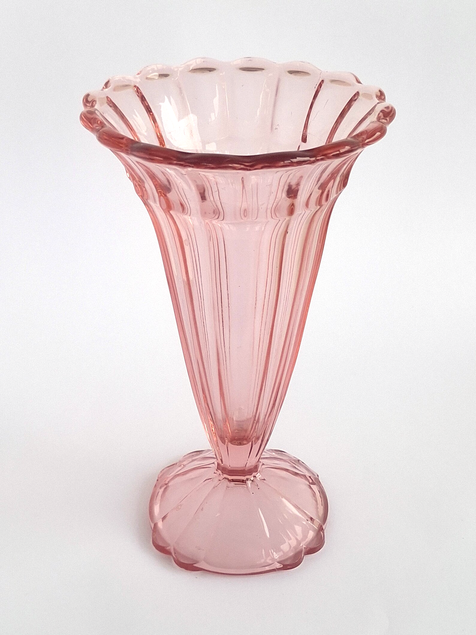 Val Saint Lambert pink vase
